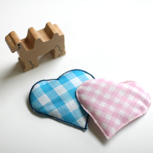 [from Paris] heart pins (2colors)