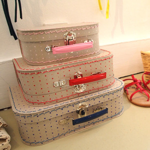 Bonton Cardboard Suitcase (3 sizes/colors)